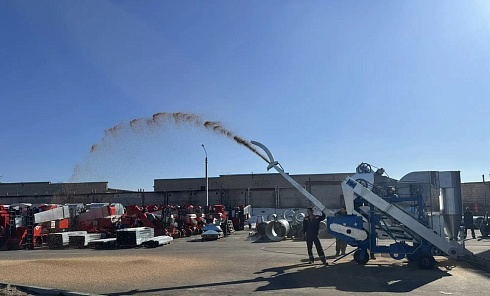 Очиститель вороха самопередвижной ОВС-25 цинк с циклоном и триммером: купить в Уфе