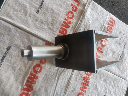 Вилка рояльного колеса 03.03.50Р: купить в Уфе