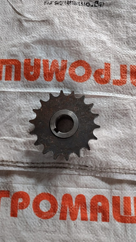 Звездочка мотор-редуктора К527 z=18 t=19,05: купить в Уфе