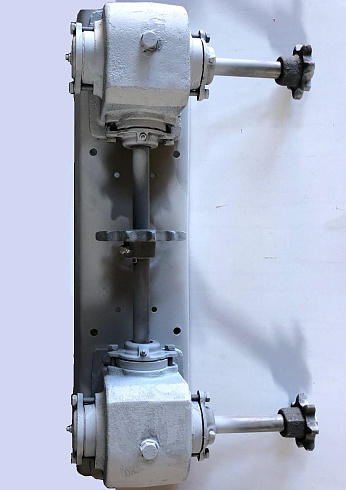 Крышка с редукторами ЗП 02.300: купить в Уфе